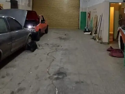 VENTA-GALPON INDUSTRIAL 545m2 CUB 3 PLANTAS-TZA-PARQUE CHACABUCO