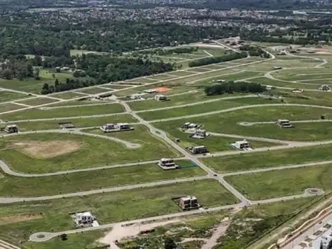 Village Plaza lote en venta 622.72 mts²