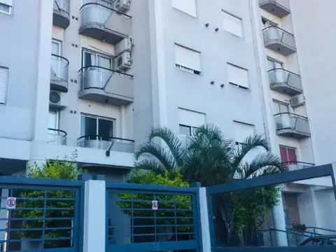 Cochera en Venta Cubierta