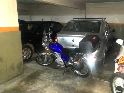 Cochera en Venta Fija