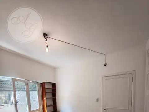 Depto Tipo Casa 4 ambientes con 2 baños