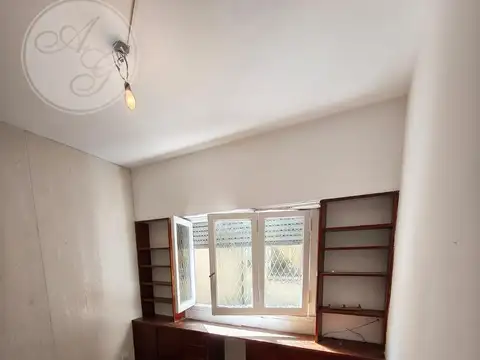 Depto Tipo Casa en Alquiler con 1 cocheras