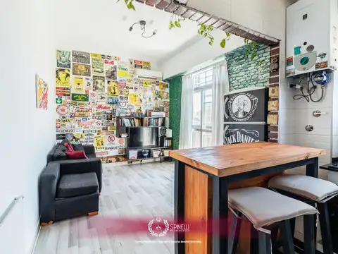 Venta departamento 3 ambientes 46M²  2do por escaleras con balcón al frente en Boedo apto crédito