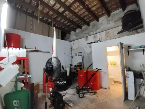 AVENIDA MITRE  al 1300