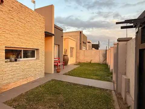 Casa en Venta en Funes, USD 169.000