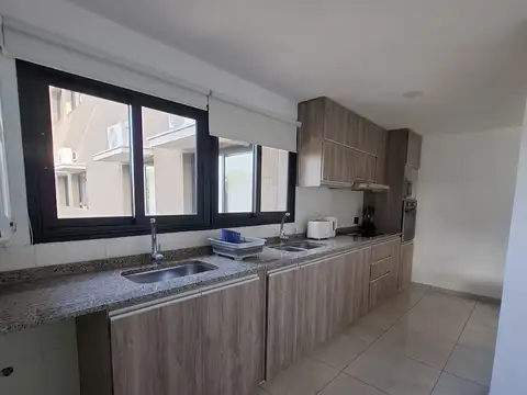 Departamento en Alquiler de 3 ambientes