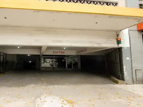 Cochera en Venta en Almagro, Capital Federal