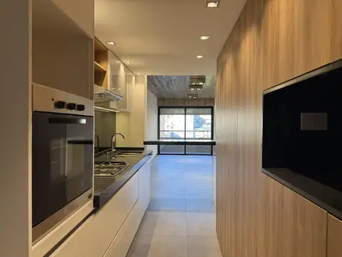 Departamento en Alquiler de 4 ambientes
