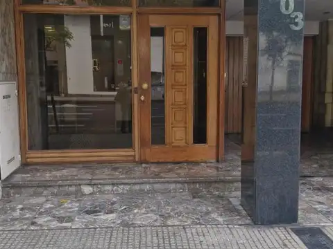 Av. Montes De Oca 1103 , Piso 6