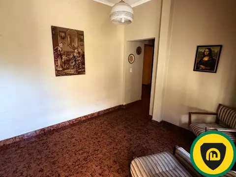 Casa 3 ambientes con 2 baños