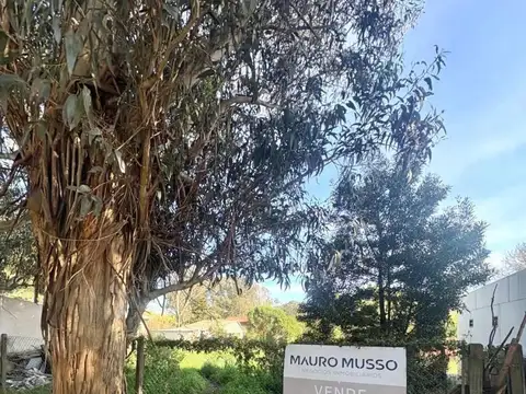 Terreno en venta de amplias dimensiones con una superficie de 404,88 m² - Los Acantilados