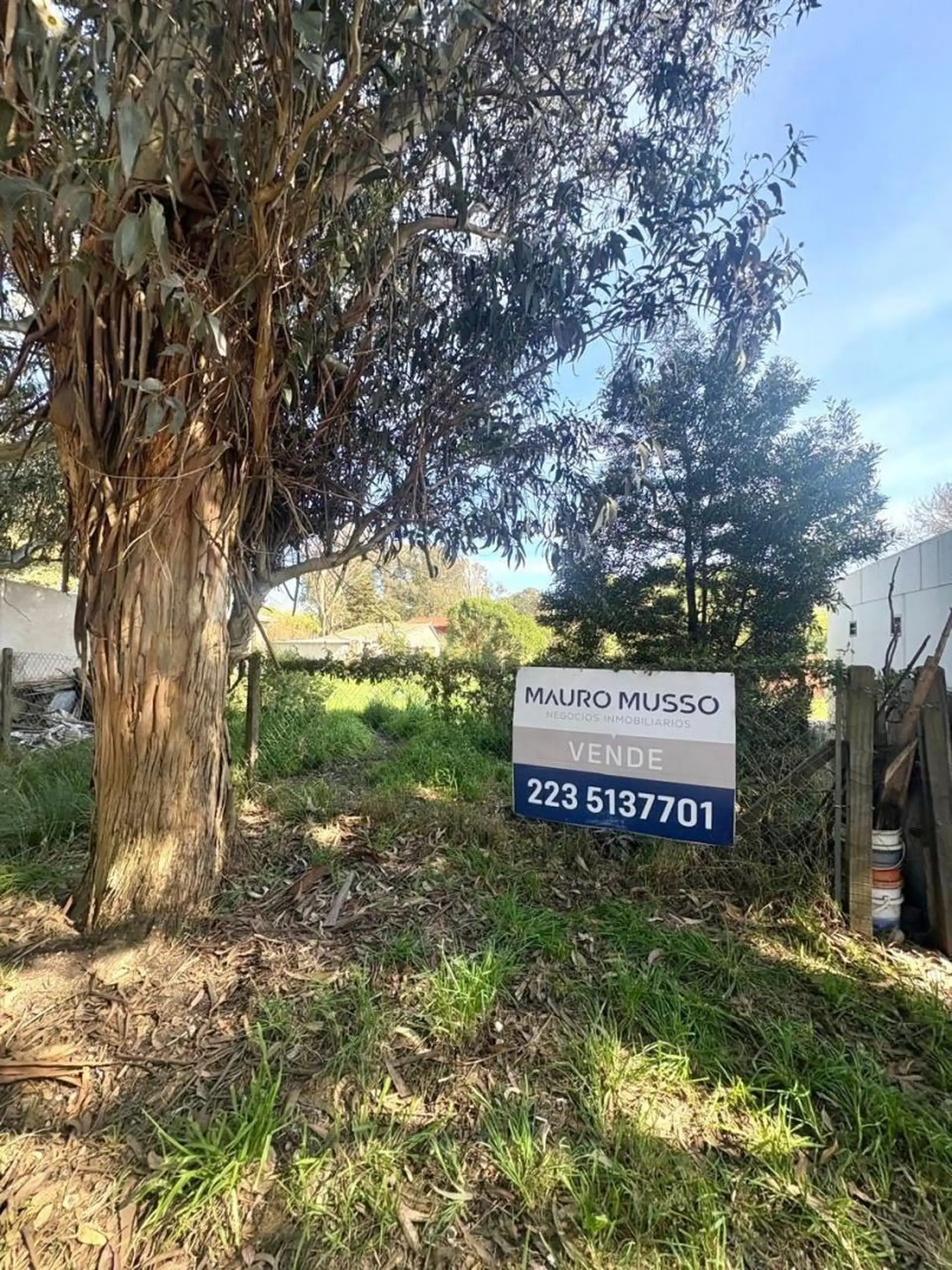 Terreno en venta de amplias dimensiones con una superficie de 404,88 m² - Los Acantilados