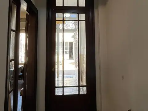 SALÓN COMERCIAL EN VENTA EN EL CENTRO DE CORONDA