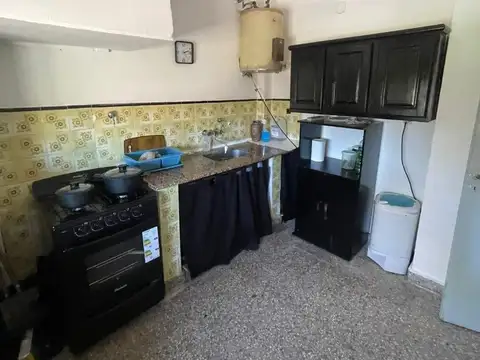 Depto Tipo Casa 2 ambientes con 1 baño