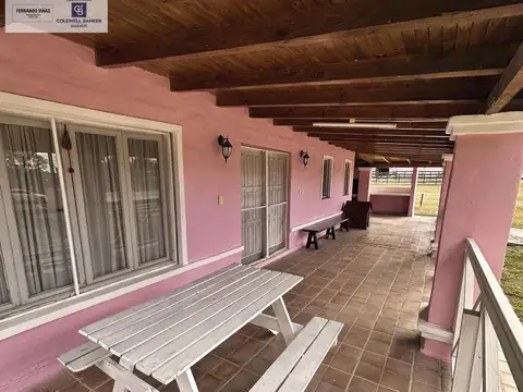 Casa 11 ambientes con 1 baño