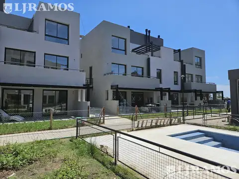 Departamento de 4 ambientes a estrenar en Town Kiri