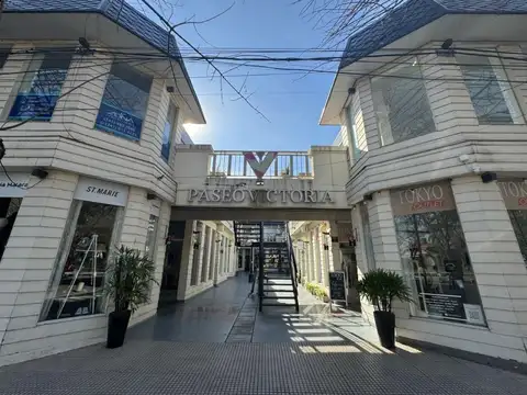 VENTA-ALQUILER: Local comercial de 20 m2 a estrenar en Paseo Victoria, Funes