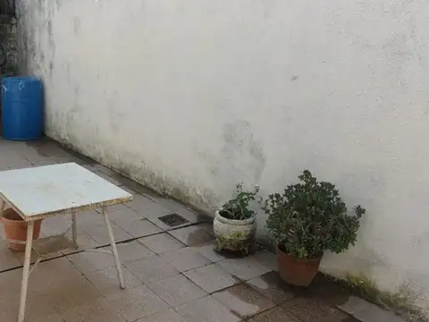 Casa 3 Amb en Quilmes | Apta Crédito | Patio y Cochera