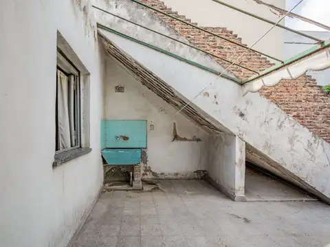 Terreno en Venta en Villa Luzuriaga, USD 75.000