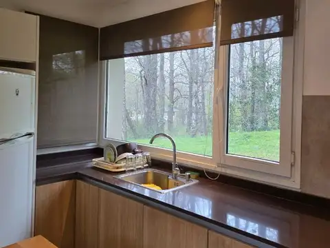 Casa 3 ambientes con 2 baños