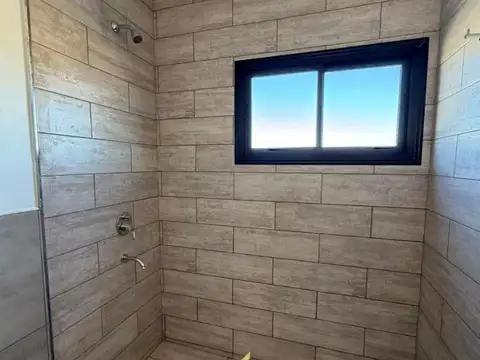 Casa 3 ambientes con 2 baños