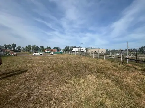 venta terreno Pilar del Este Santa Lucia 574 M2  