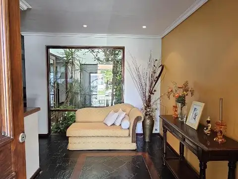 Casa en Venta en Parque Luro, USD 370.000