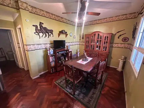 PH 3 ambientes con balcon al frente y luminoso