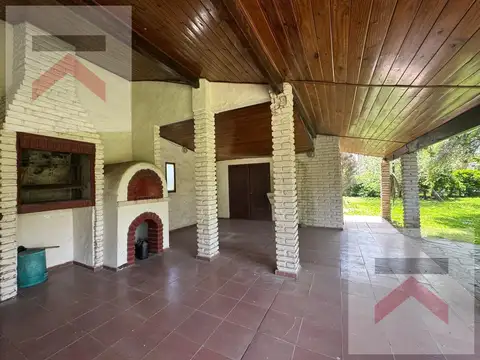 Quinta en Venta con 1 cochera