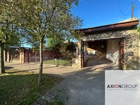 Casa 6 ambientes con 2 baños