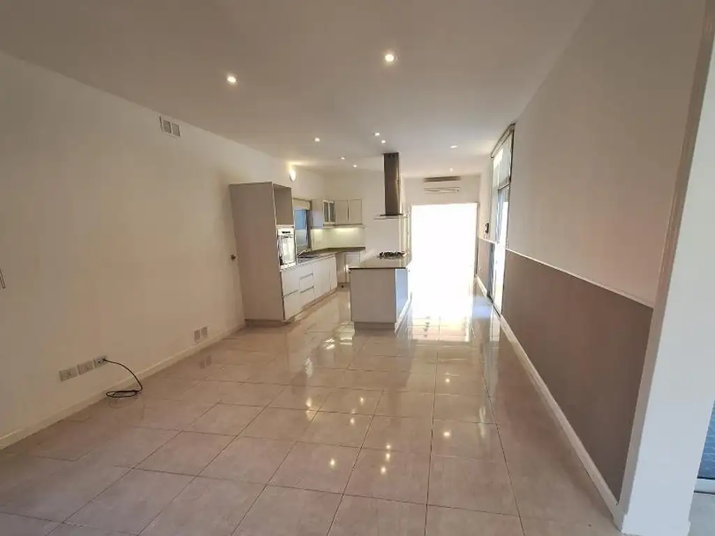 Casa en Alquiler de 400,0 m2