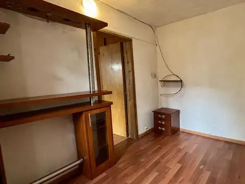 Departamento en Alquiler en Tolosa, $ 550.000