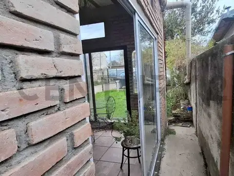 Venta Casa y departamentos para Renta en un amplio lote