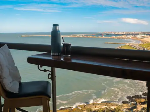 Acogedor departamento frente al mar