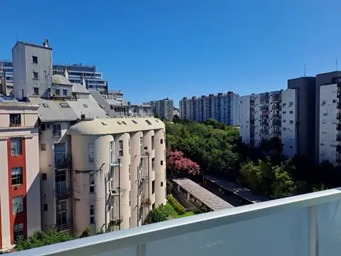 DORREGO, AVDA. 1900, Piso 7