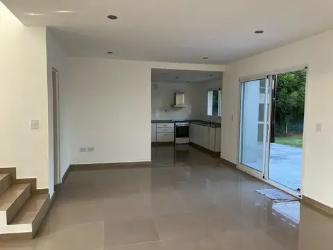 Casa en alquiler en El Naudir