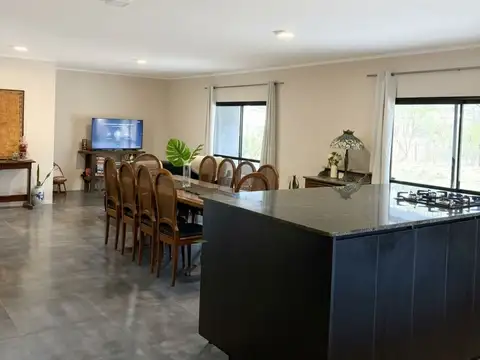 Casa en Venta en Countries y Barrios Cerrados en San Lorenzo, USD 270.000