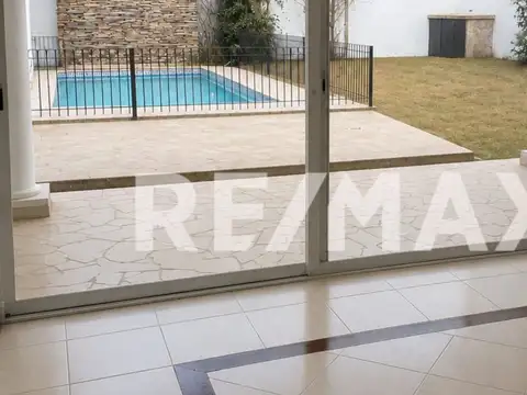 Depto Tipo Casa en Venta en Neuquén, USD 580.000