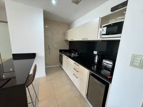Departamento de 2 ambientes amoblado con balcón