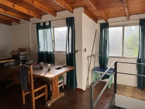 Depto Tipo Casa en Venta de 3 ambientes