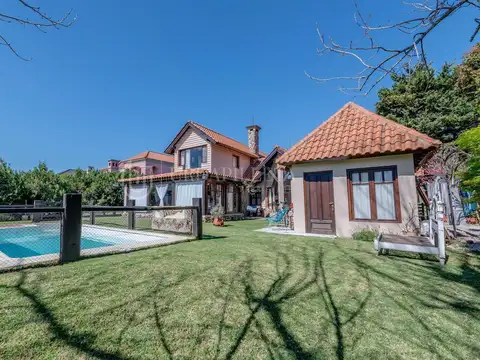 Casa en venta en Ayres de Pilar 5 ambientes