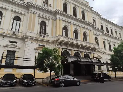 Moreno al 1500 - Edificio Comercial, Local   4 ufs uso comercial o vivienda Bo. de Congreso