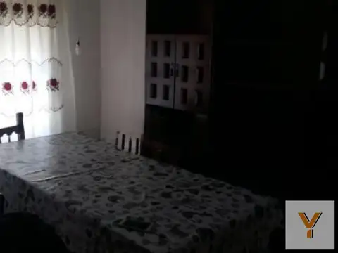 Casas en venta - 5 Dormitorios 2 Baños - Necochea
