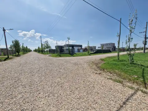 Venta de Lote 300 M2 en Canning