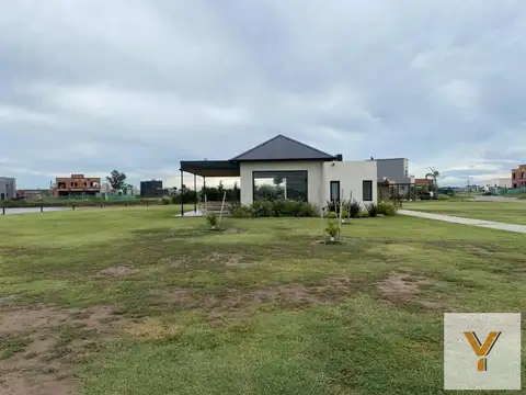 Terreno en Venta 20  mts Frente
