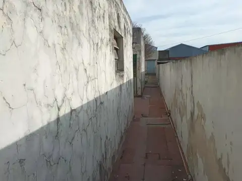 Doctor Amadeo Sabattini e/ Miguel de Cervantes y Potosí