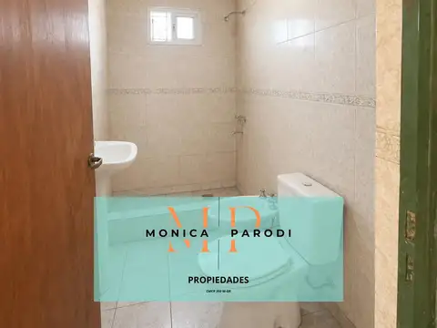 VENTA DE CASA MULTIFAMILIAR SOBRE LOTE DE 3.960 M² EN LA REJA