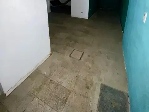 Alquiler de amplio local en pleno Lanús Este!