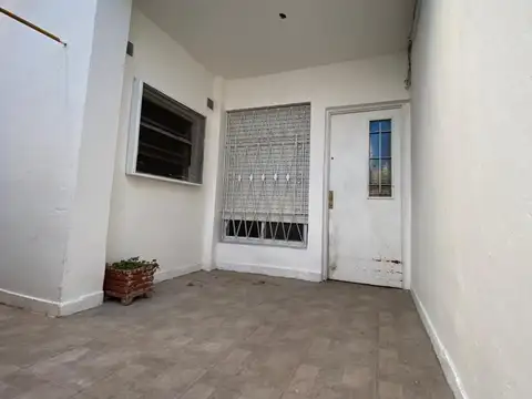 Depto Tipo Casa en Venta 40 años