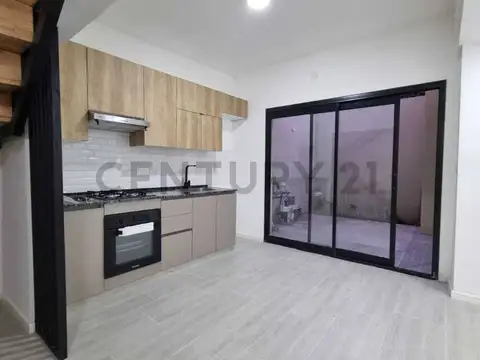 Casa 5 ambientes con 1 baño